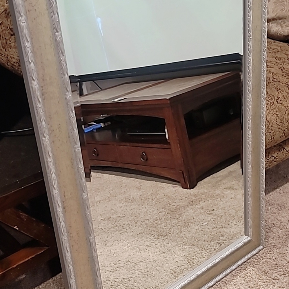 Mirror - Picture 2 of 7